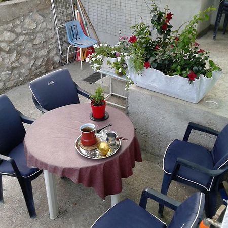 Apartment Vesna ミルナ エクステリア 写真
